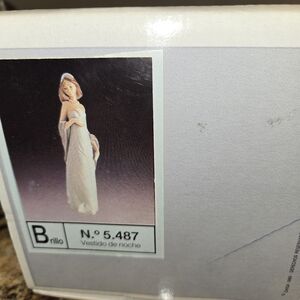 Lladro Vintage Porcelain Figurine No. 5487 - Ingenue - Vestido De Noche